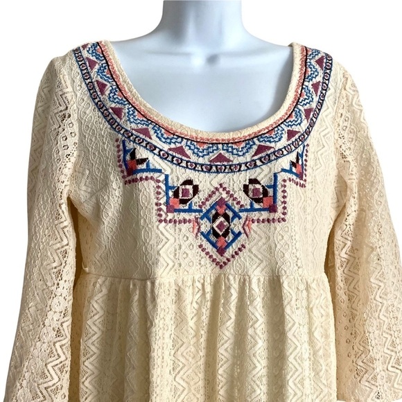 Flying Tomato Cream Lace Peasant Dress Sz Medium Embroidery Boho Aztec Tribal - Picture 3 of 11
